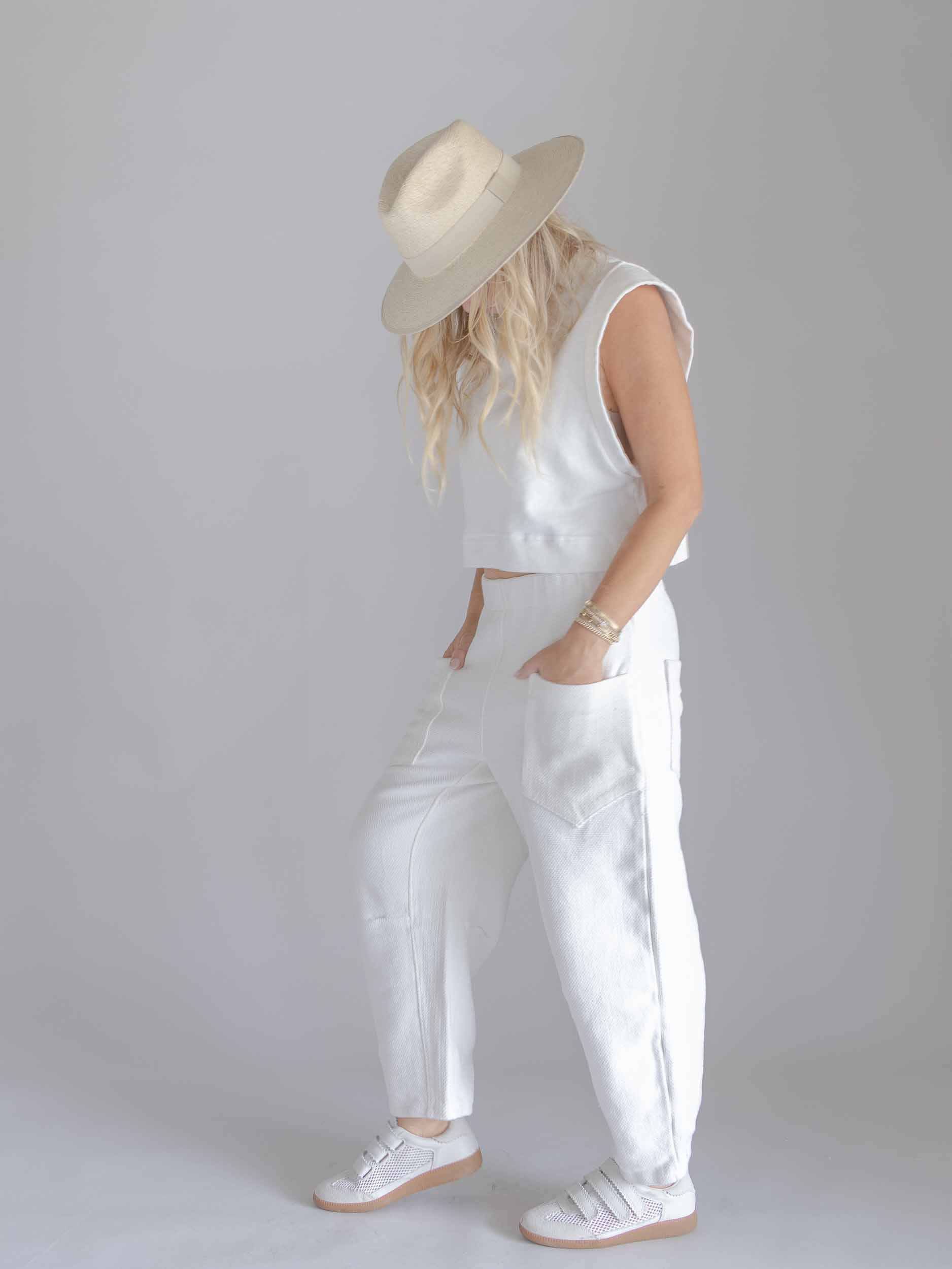 Quiet White Set