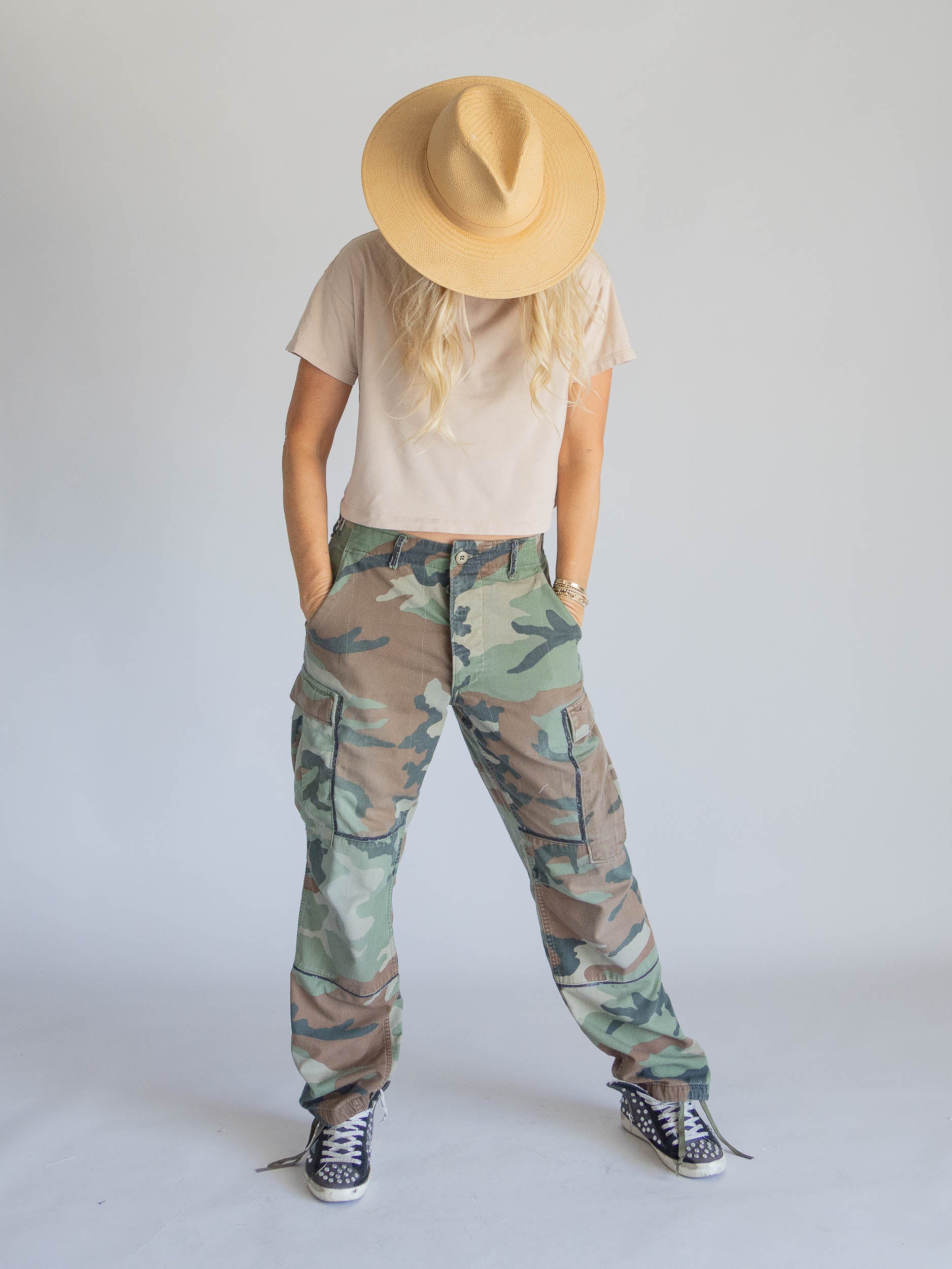 Bow Butt Camo Pants